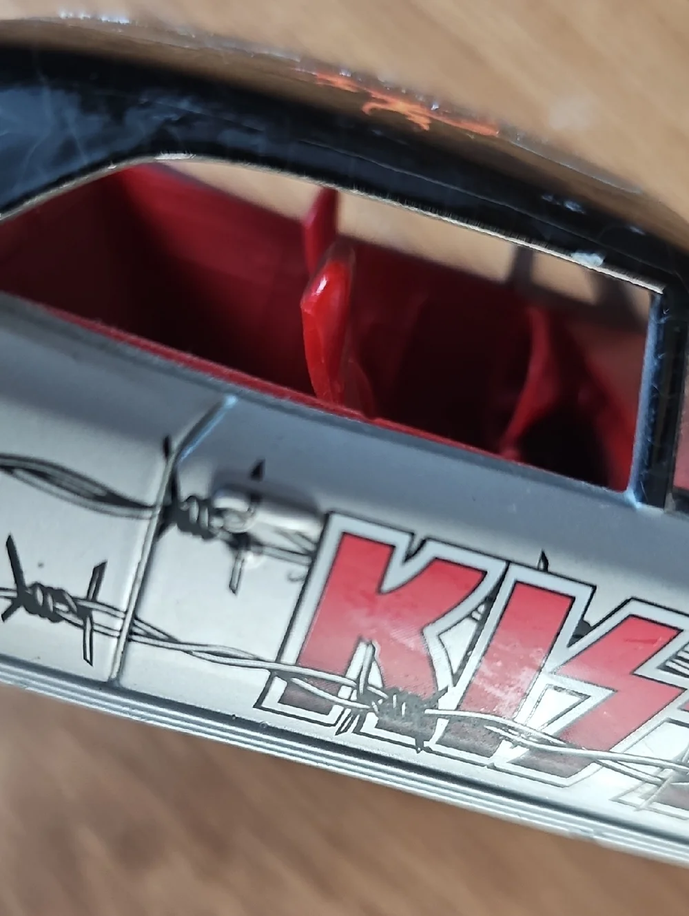 Kiss Hot Rockin 1999 Racing Champion 67 Chevy Chevelle 1:24 Scale Die Cast Car